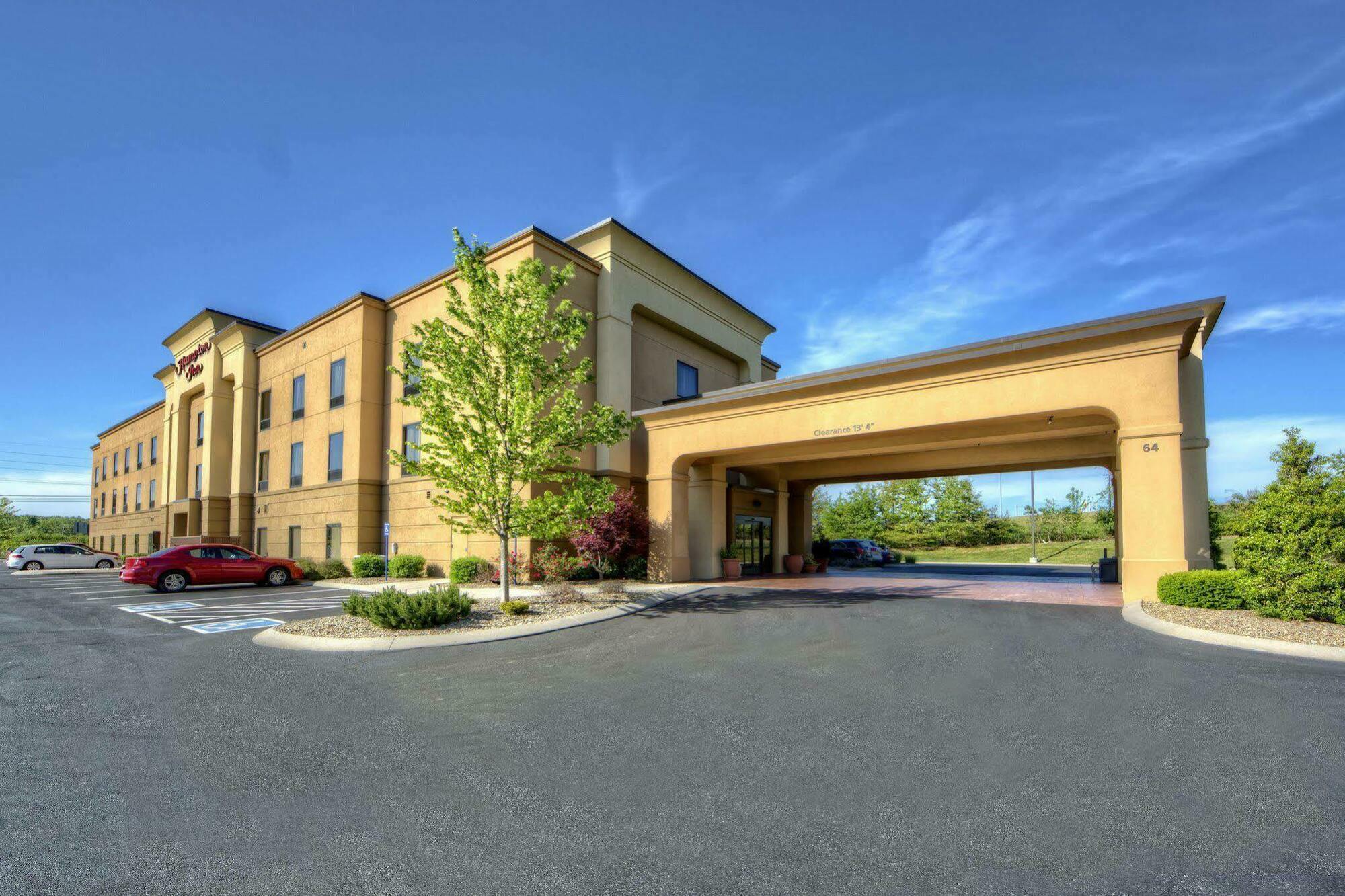 Hampton Inn Crossville Exterior foto
